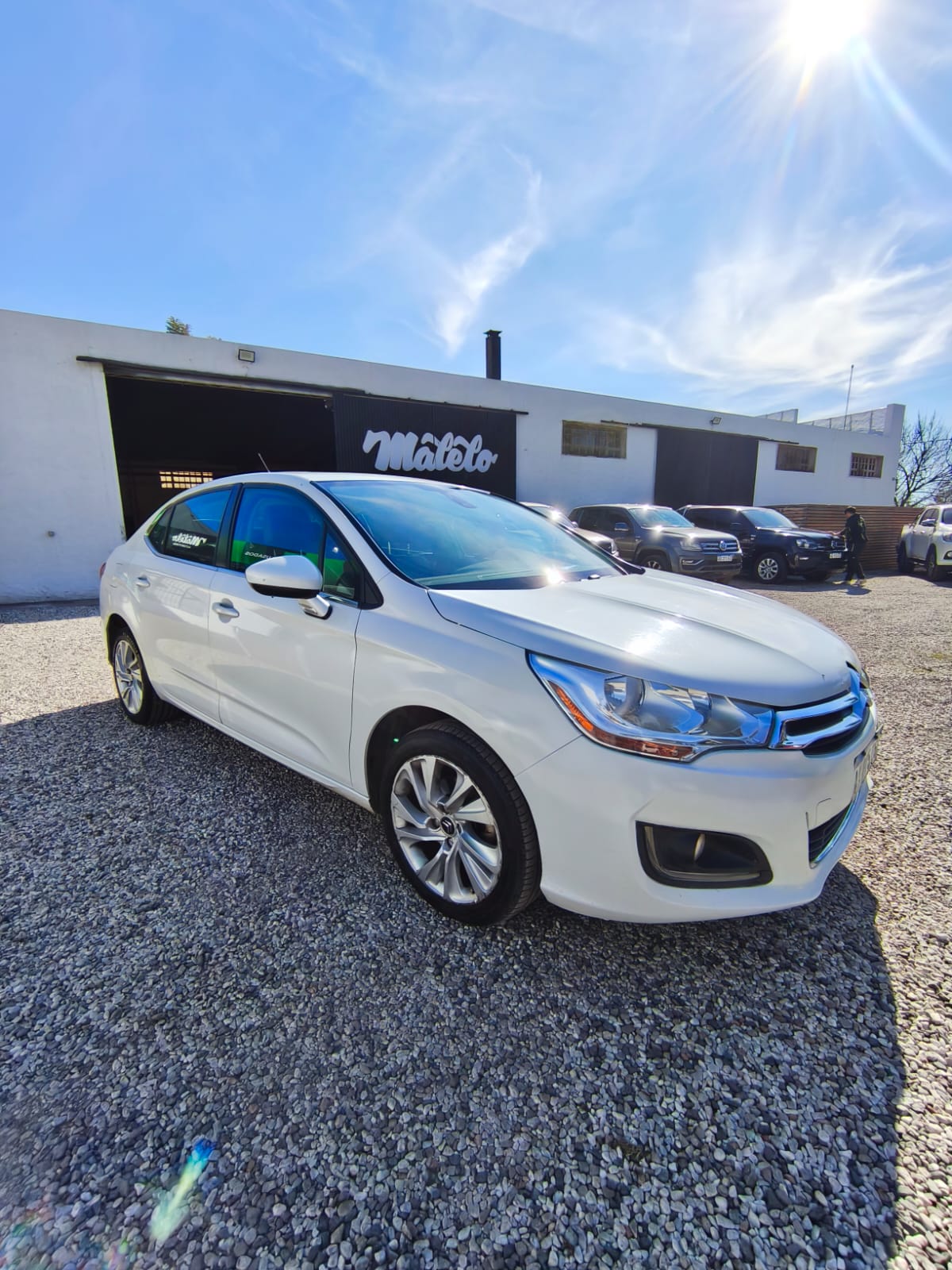 Citroen - c4 lounge  - 1.6 manual  - 2016
